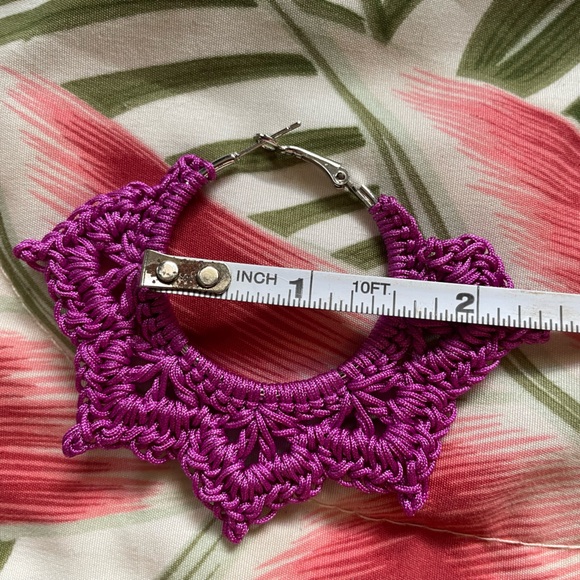 CROCHET FLORAL LACE HOOP EARRINGS- ORCHID - Picture 2 of 4